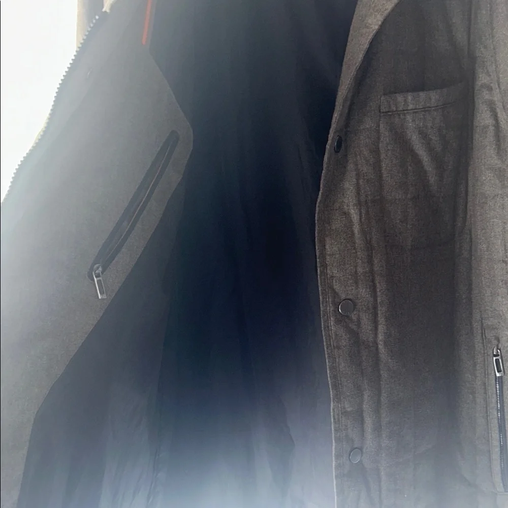Tumi Tech Men's Brown Quilted‎ Jacket